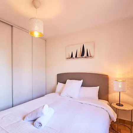Parenthese Ensoleillee - & Douceur Au Pradet Apartment
